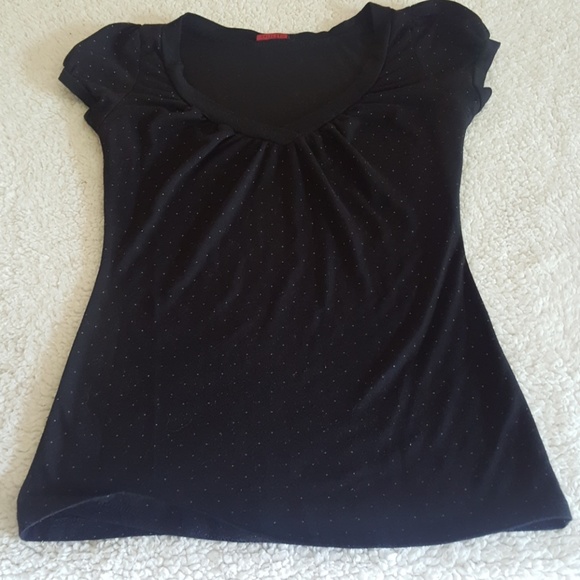 Pink and Black shirts with ruffled sleeves - Picture 2 of 8